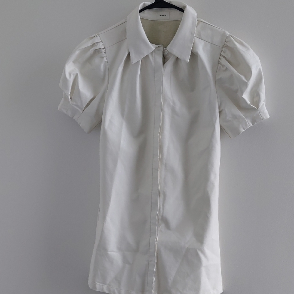AUREUM Classic White Blouse